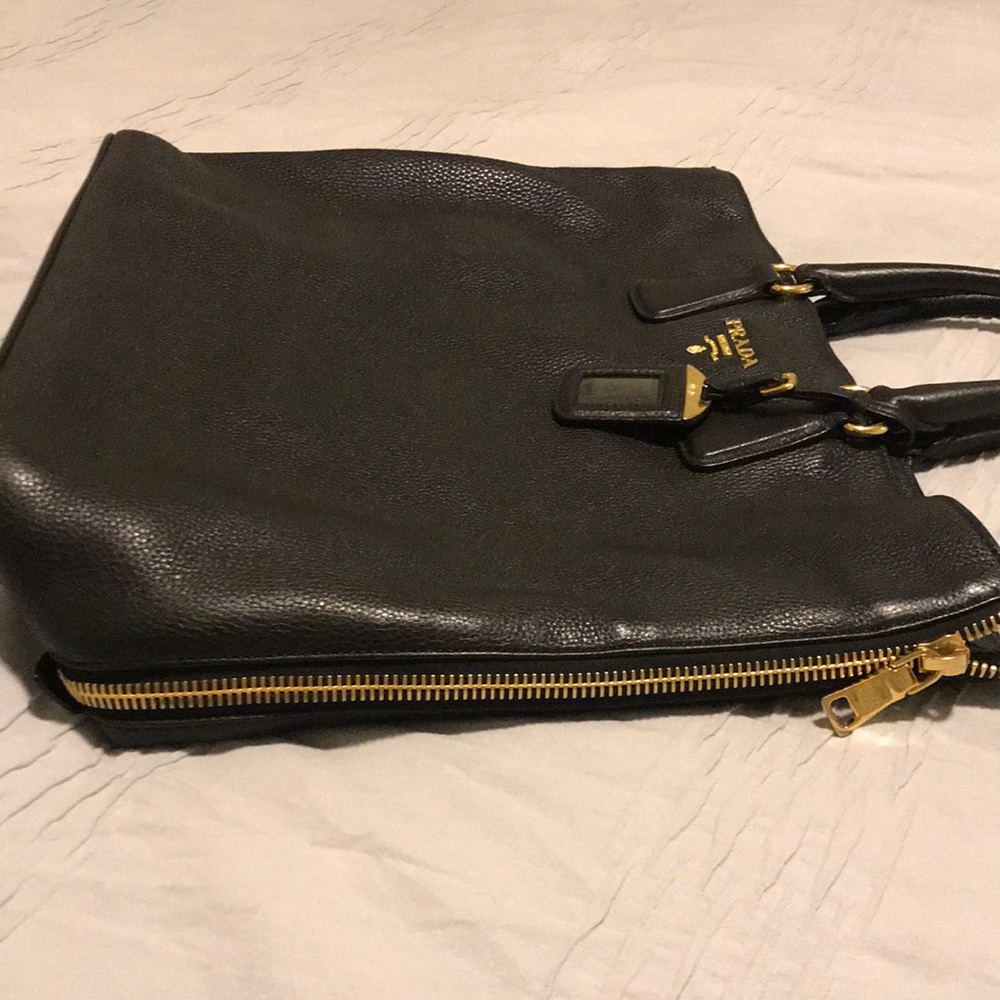 Prada Bag with Side Zippers - Picture 3 of 8